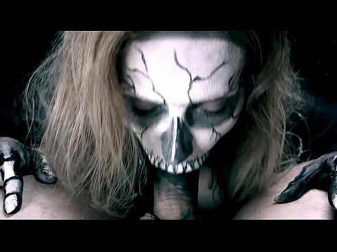 ❤️ Demonsko dekle sesa kurca s svojimi črnimi usti in pogoltne spermo. ️❌ Seks na sl.hellporno-com.ru ﹏